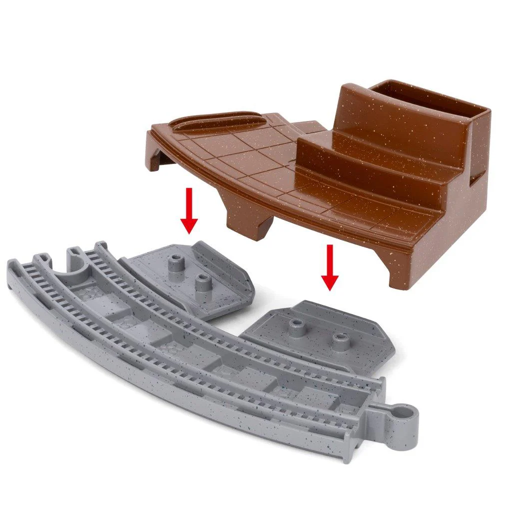 BRIO Starter Travel Train Set - Image 3