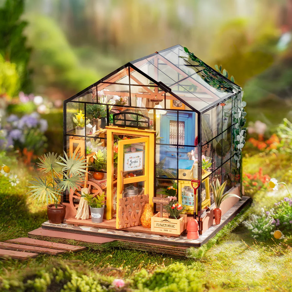 Cathy's Flower House - Image 2