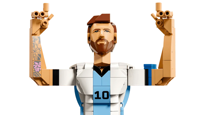 LEGO Editions Lionel Messi Football Legend Set 43015 - Image 3