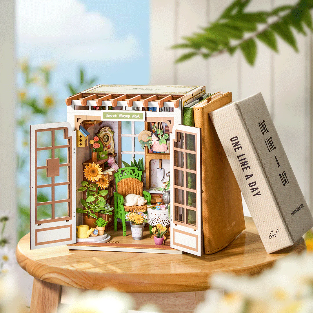 Rolife Secret Bloomy Nook DIY Book Nook Kit - Image 5